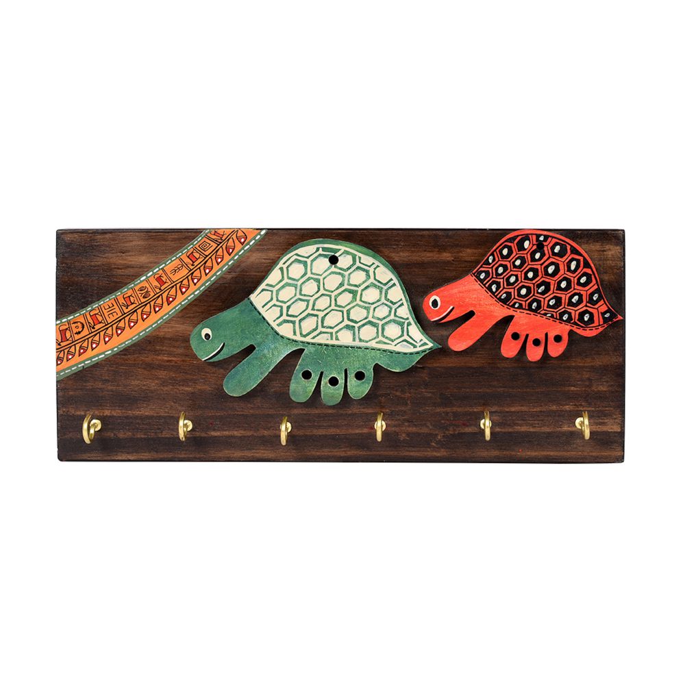 Moorni Key Holder Handcrafted Tribal Art Turtle 6 Keys (12x2x4.7)