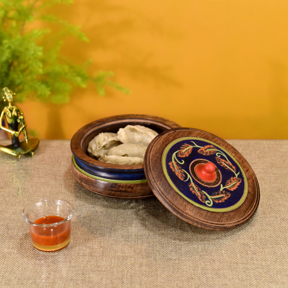 Moorni Autumn Leaf Dimsum Box in Mango Wood