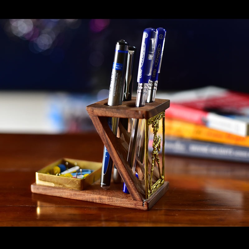 Z Shaped Pen Standin Wood and Metal