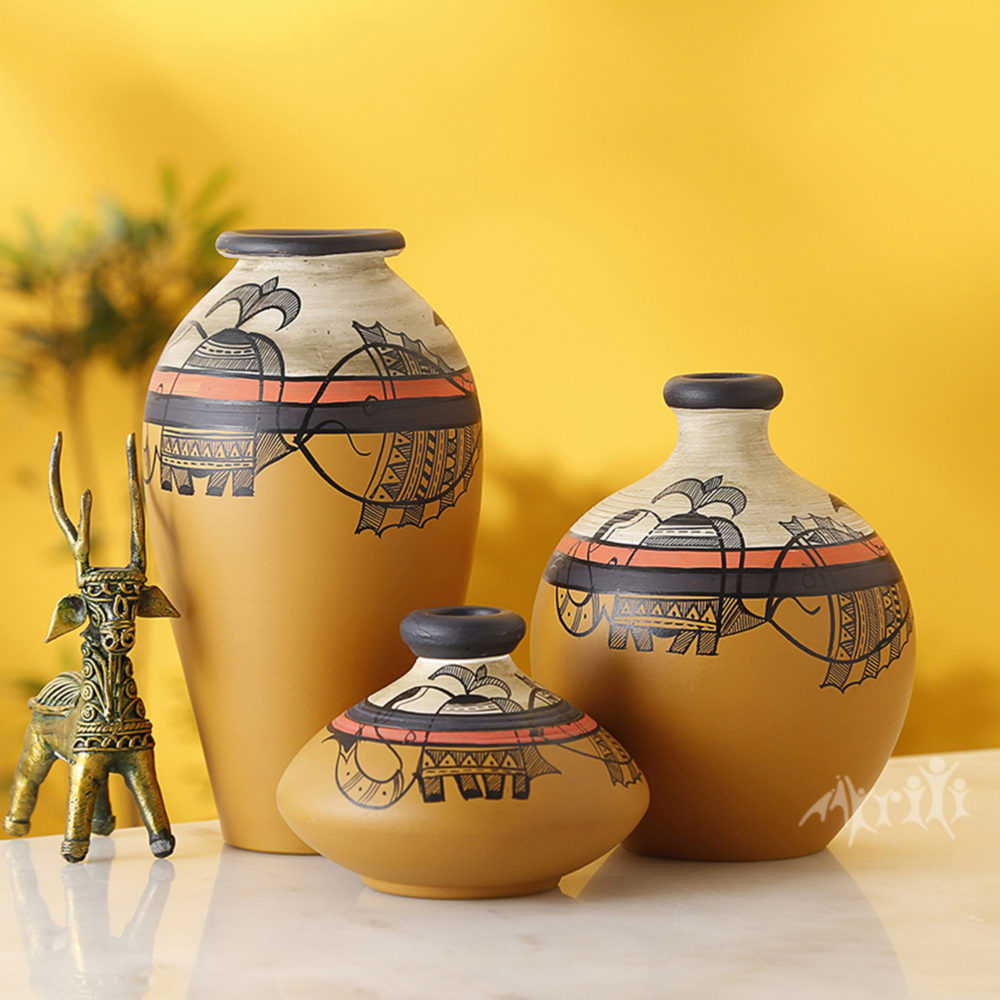 Moorni Vase Earthen Miniatures Yellow Madhubani (Set of 3) 4.4/5/7