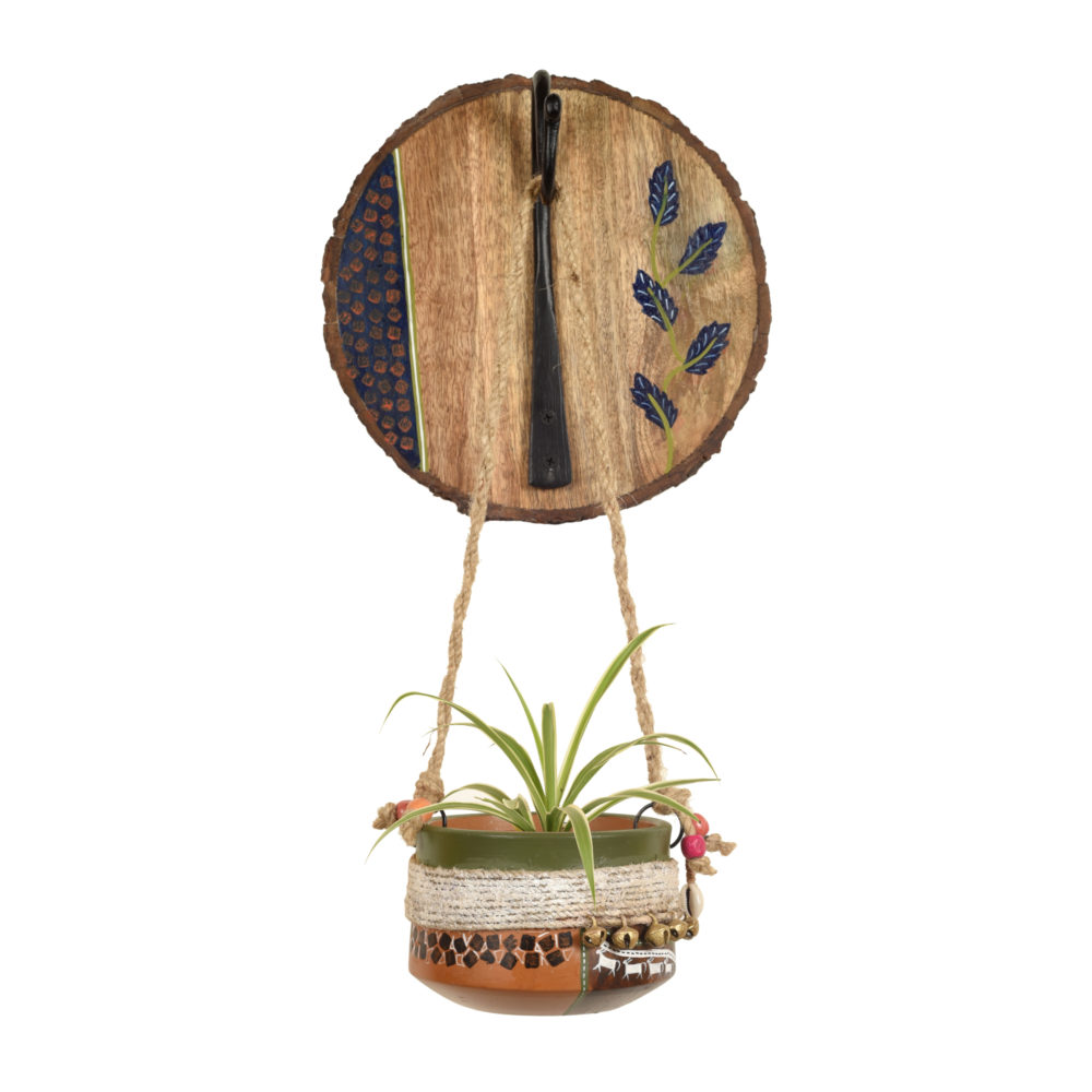 Moorni Jute Embellished Earthen Planter on a Round Hook