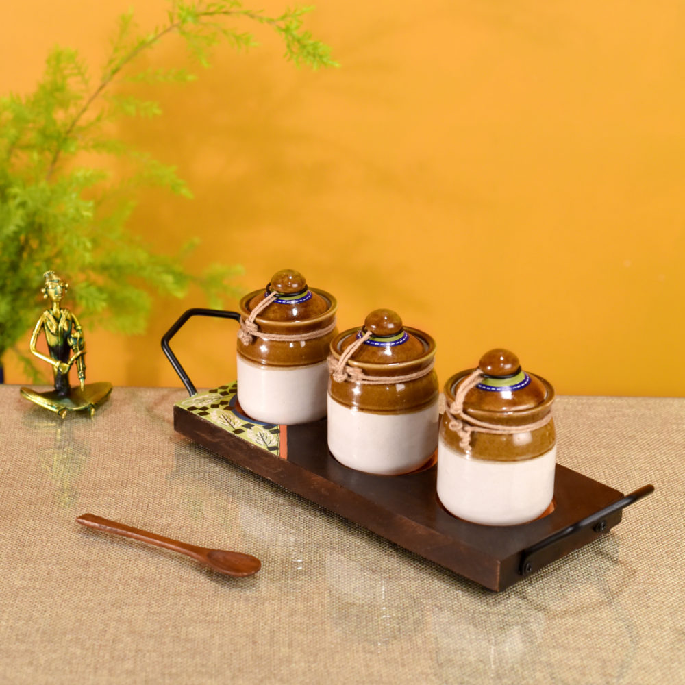 Moorni Chatore Barni Set with Stylish Wooden Tray