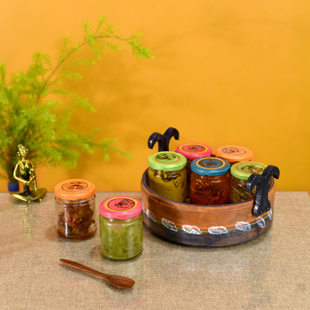 Moorni Dadijixs Pickle Jars in Round Tray with 7 Jars