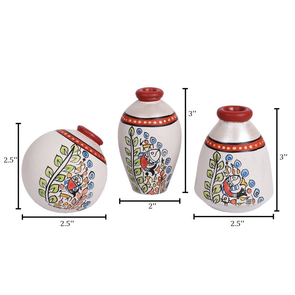 Moorni Vase Earthen Miniatures White Madhubani (Set of 3) 2.5/3/3