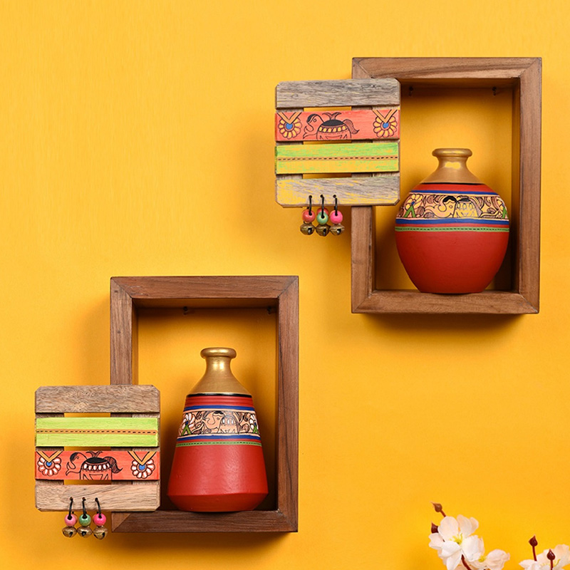 Moorni Wall Decor 2 Wooden Shelf & 2 Pots Madhubani Design Red - (9x2.7x8 in)