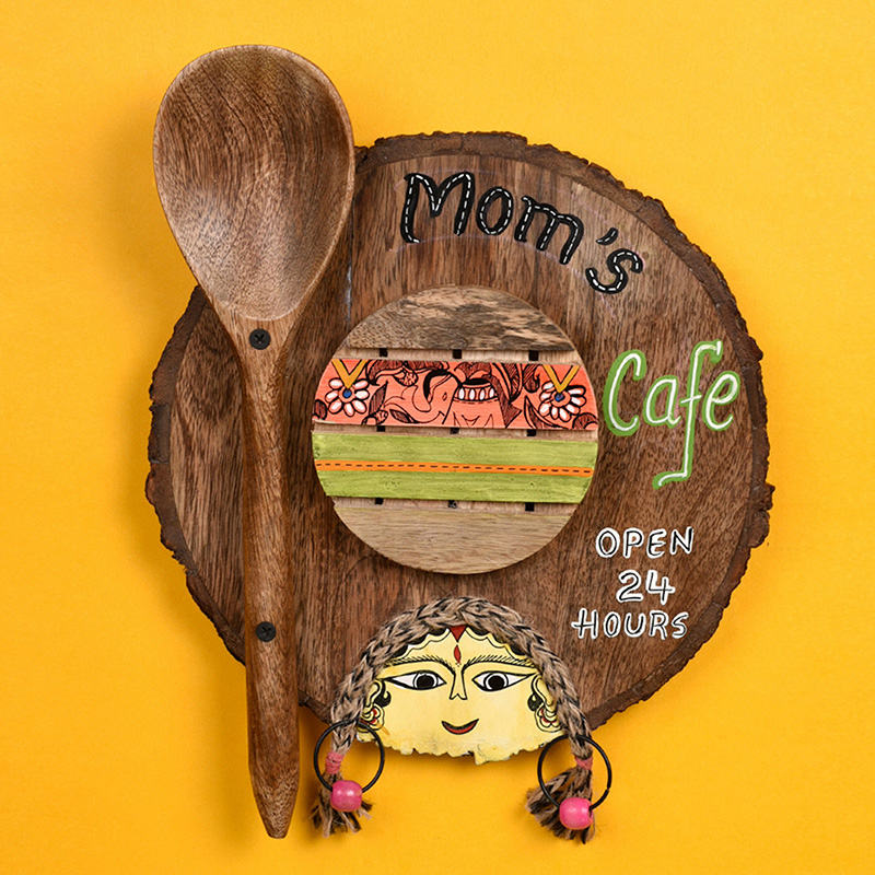 Moorni Kitchen Decor “Moms Cafe” Handcrafted in Wood - (9x1.5x11.7 in)