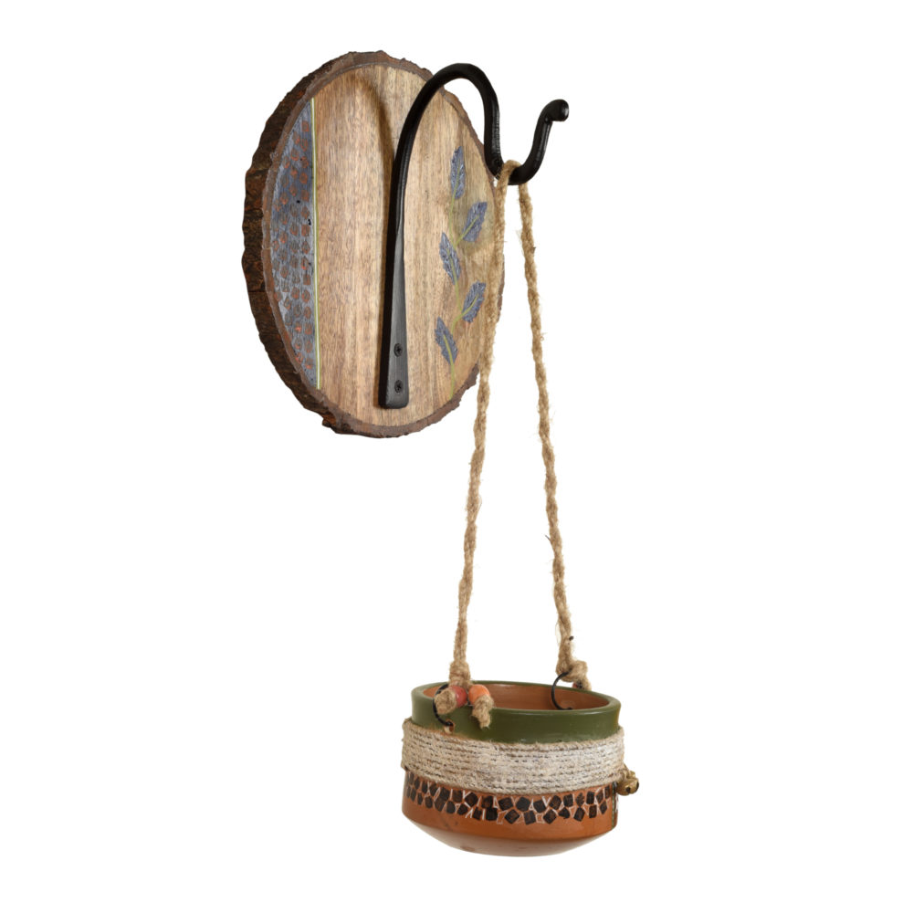 Moorni Jute Embellished Earthen Planter on a Round Hook