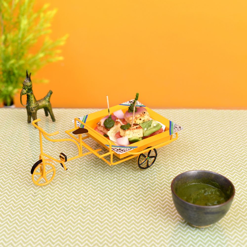 Moorni Funky Snacks Serving Rickshaw in Yellow (9x6x4)