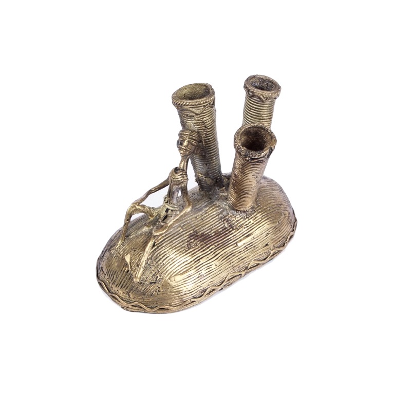 Moorni Pen Stand in Dhokra Work